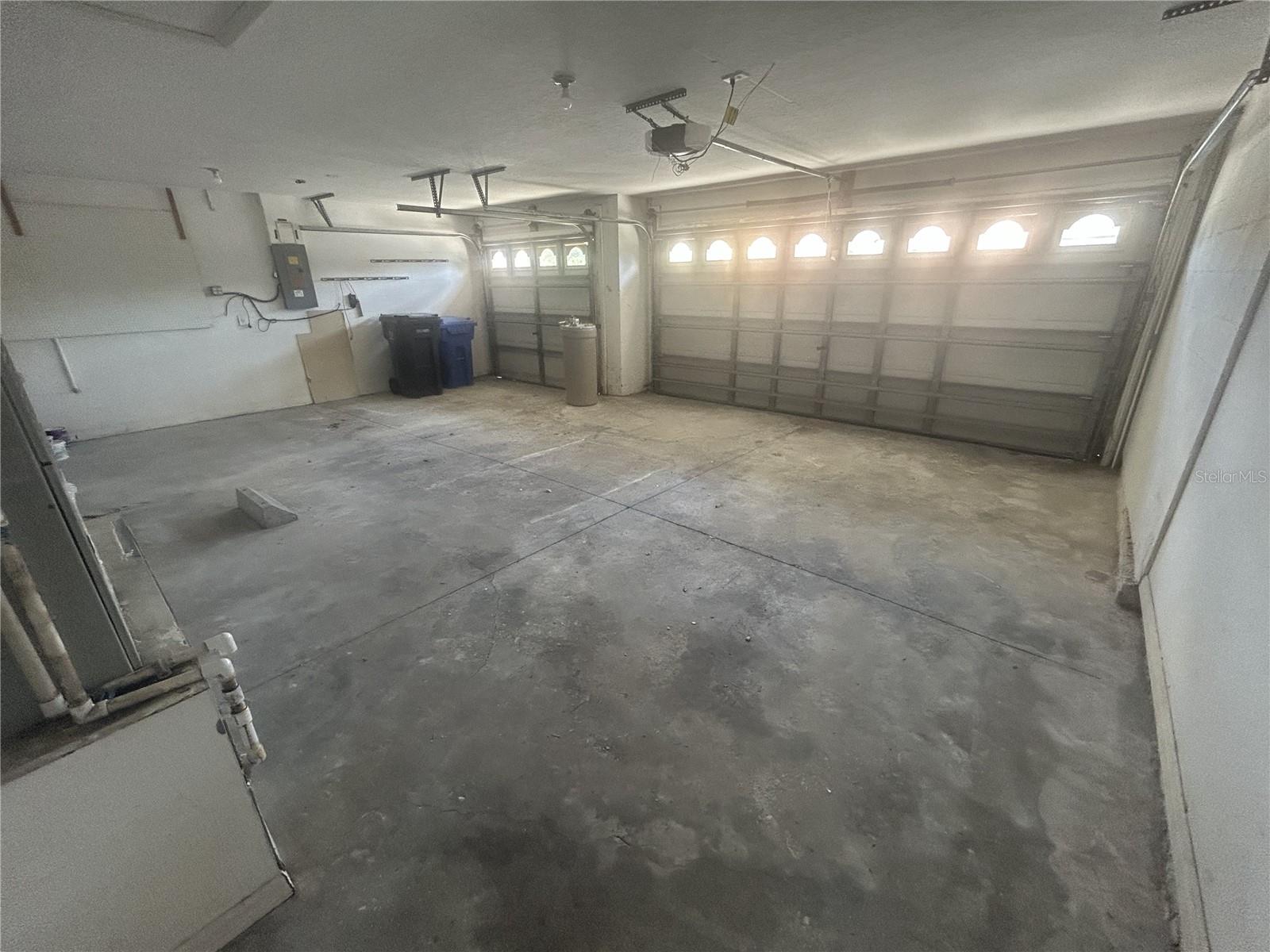 PROVIDENCE LAKES PRCL D PHAS - Residential Lease