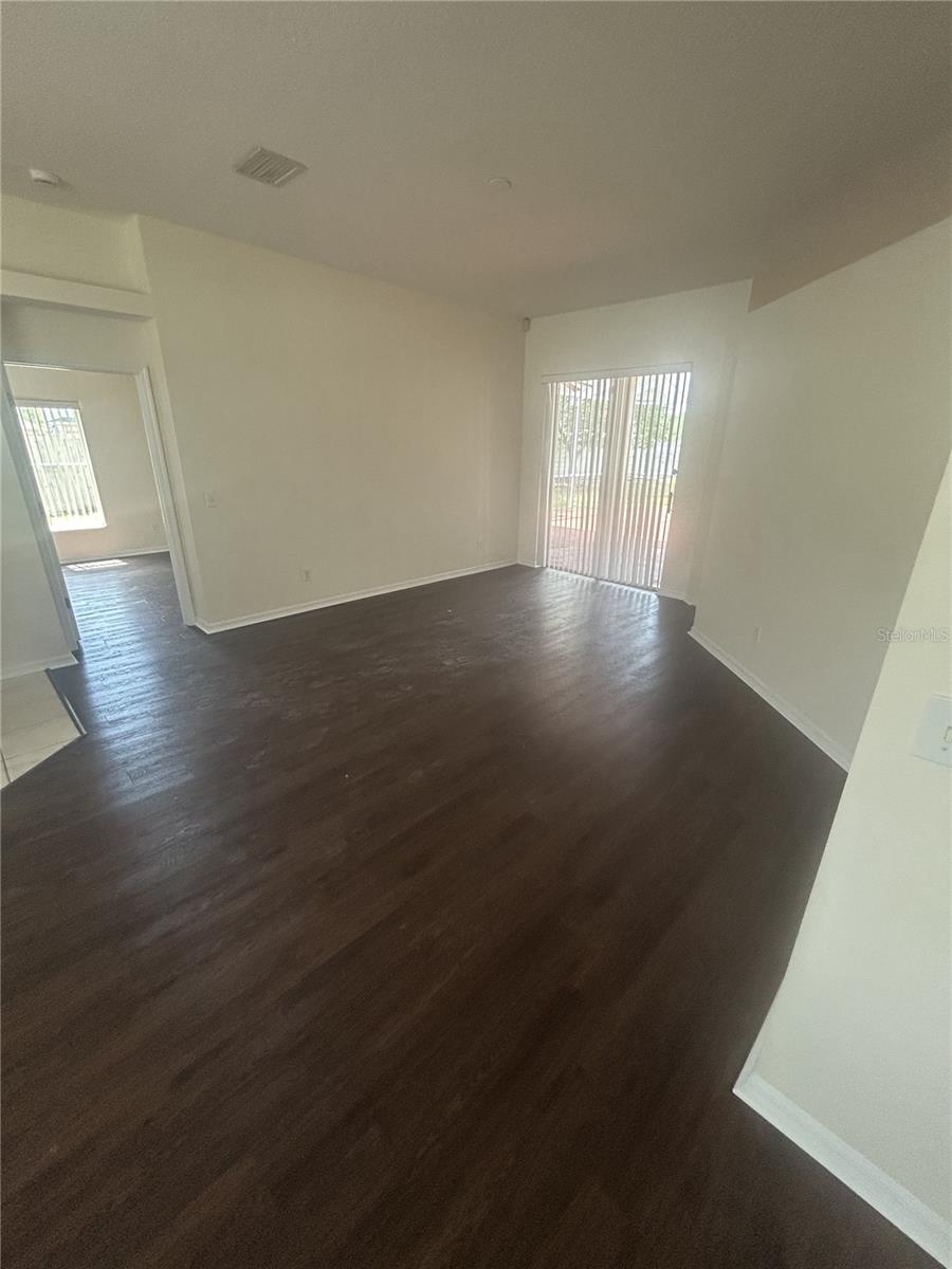 PROVIDENCE LAKES PRCL D PHAS - Residential Lease