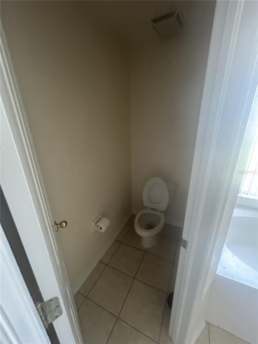 PROVIDENCE LAKES PRCL D PHAS - Residential Lease