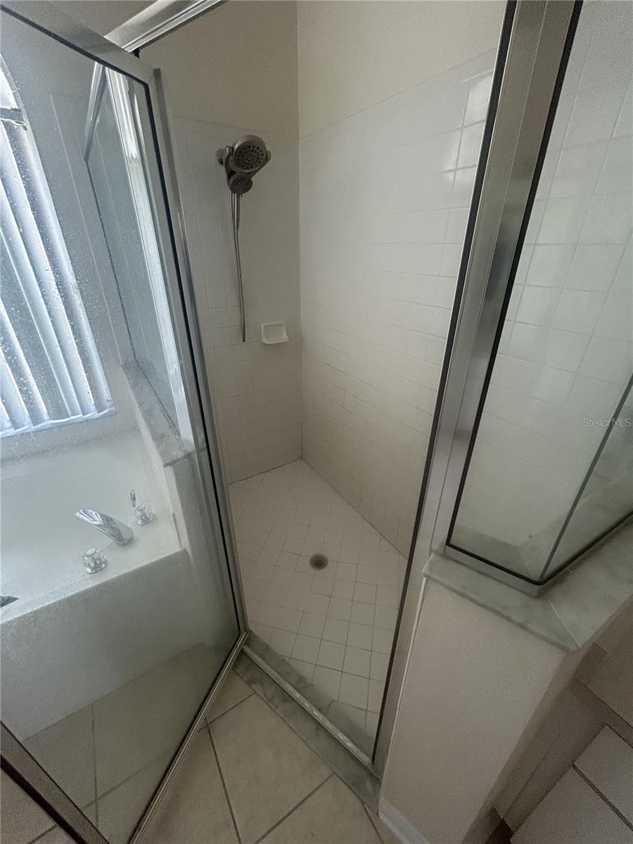 PROVIDENCE LAKES PRCL D PHAS - Residential Lease