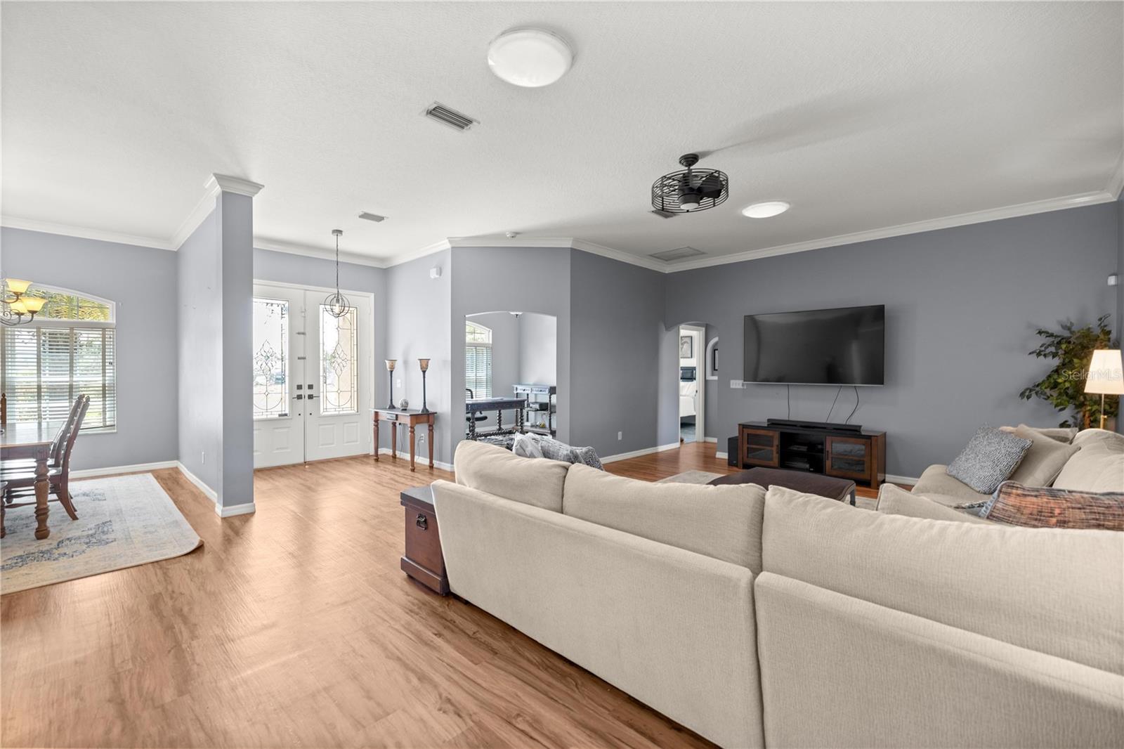 MARTINVIEW FARMS UNR - Residential