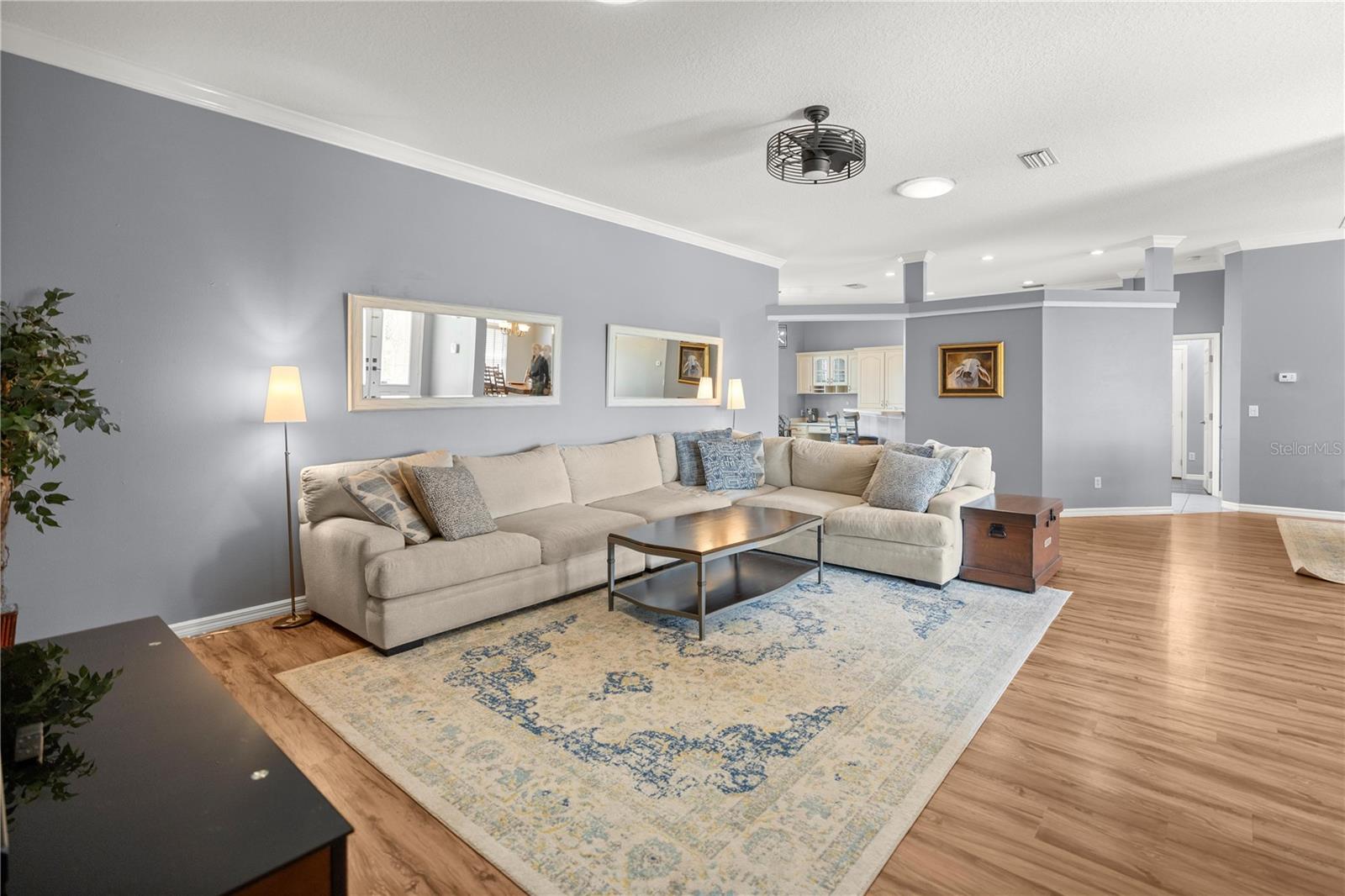 MARTINVIEW FARMS UNR - Residential