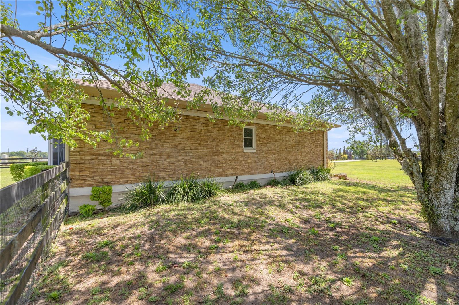 MARTINVIEW FARMS UNR - Residential