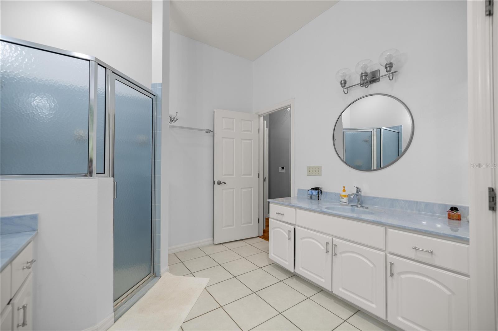 MARTINVIEW FARMS UNR - Residential