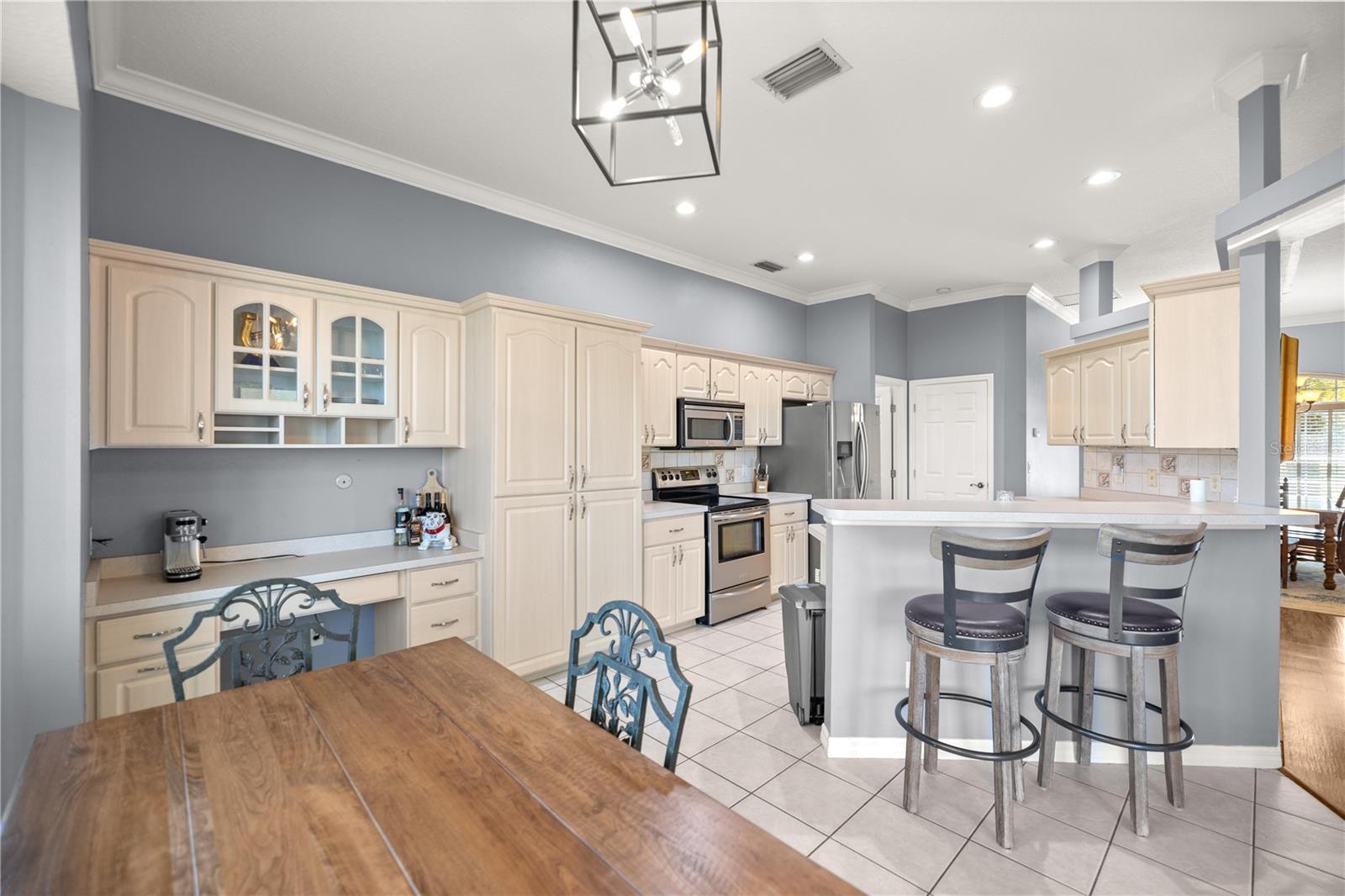 MARTINVIEW FARMS UNR - Residential