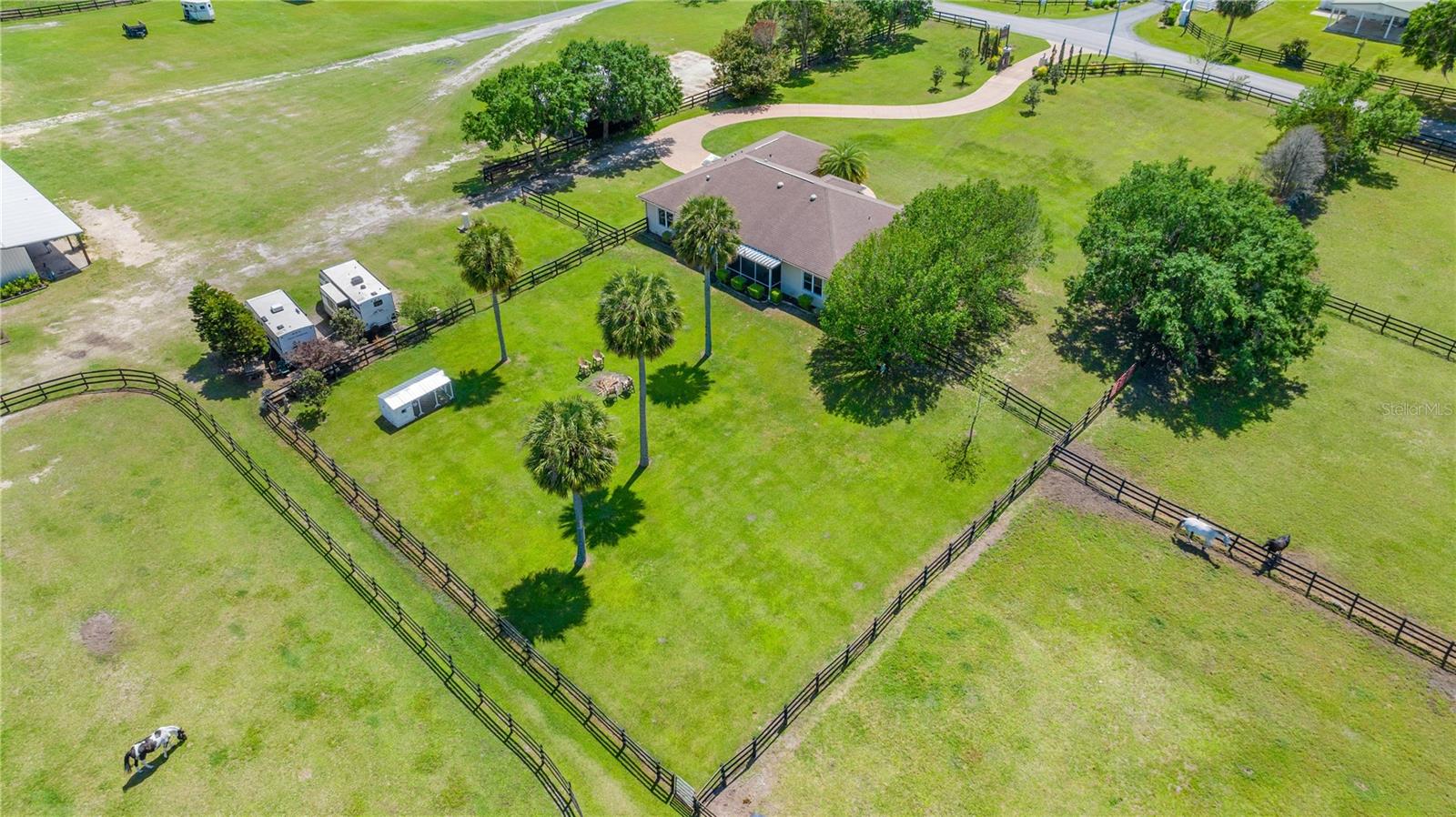 MARTINVIEW FARMS UNR - Residential