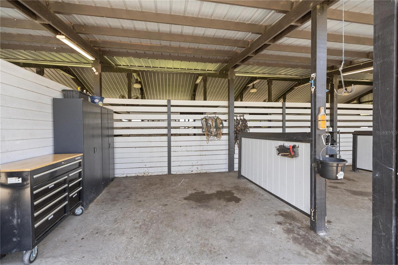 MARTINVIEW FARMS UNR - Residential