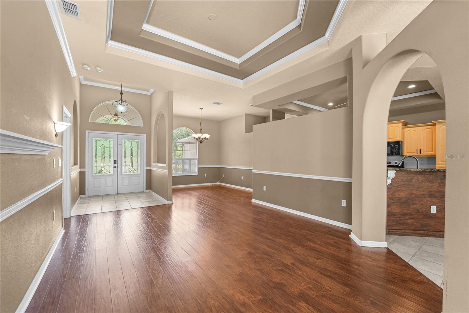 ROYAL HIGHLANDS - Residential