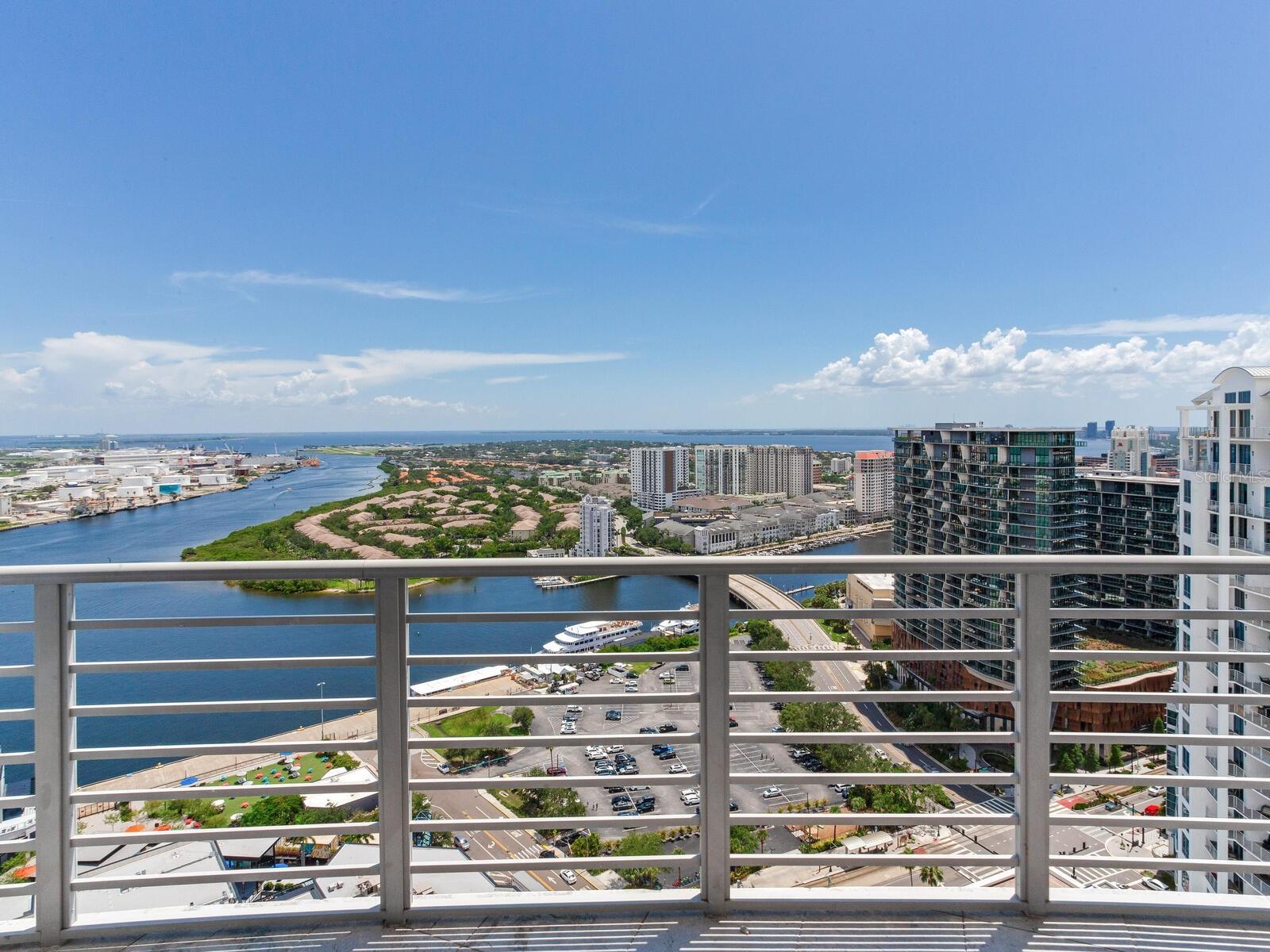 TOWERS OF CHANNELSIDE CONDO - Residential