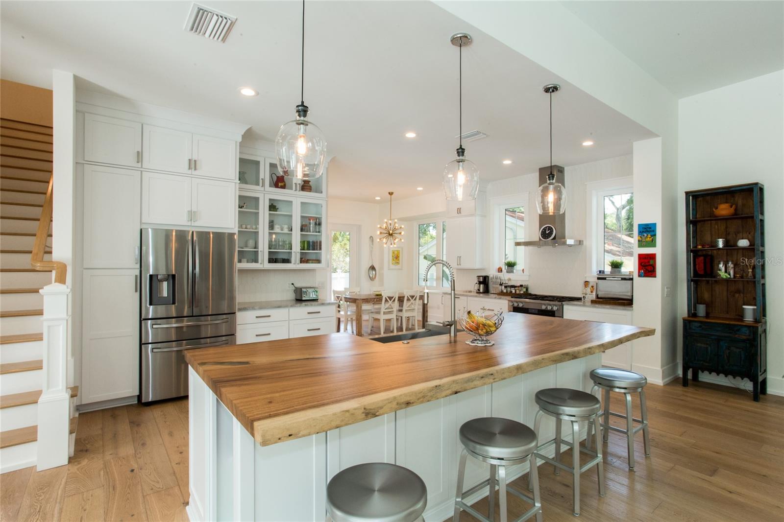 SNELL & HAMLETTS NORTH SHORE ADD - Residential Lease