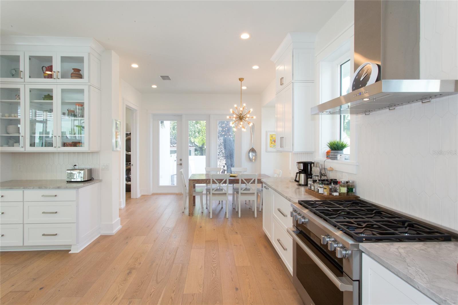 SNELL & HAMLETTS NORTH SHORE ADD - Residential Lease