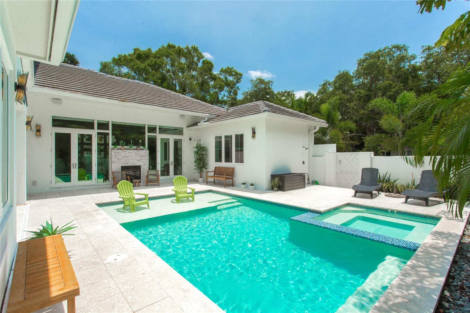 SNELL & HAMLETTS NORTH SHORE ADD - Residential Lease