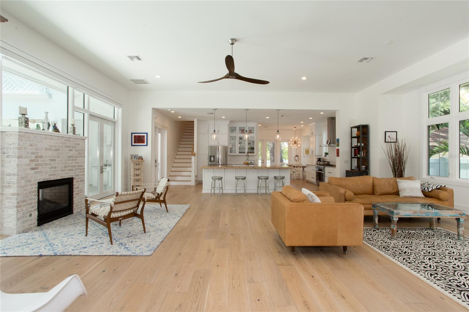 SNELL & HAMLETTS NORTH SHORE ADD - Residential Lease