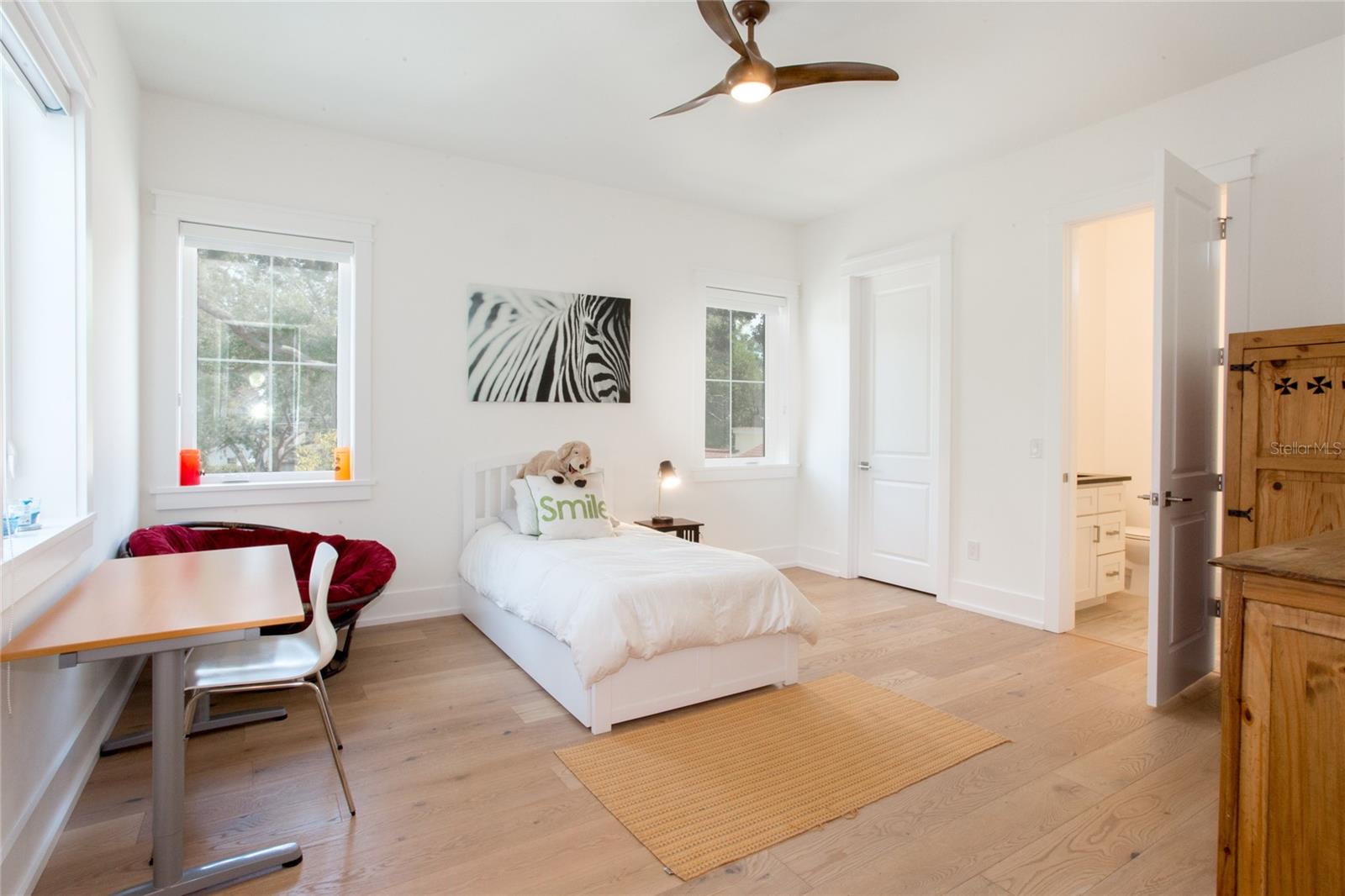 SNELL & HAMLETTS NORTH SHORE ADD - Residential Lease