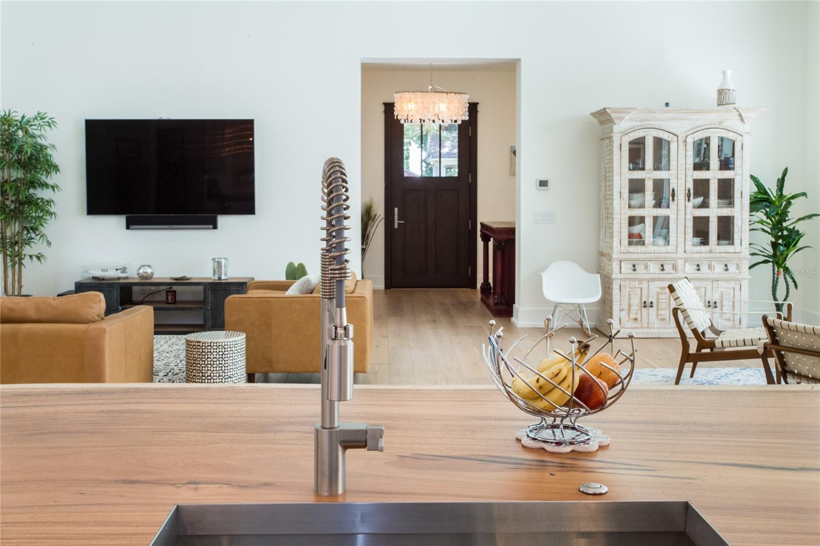 SNELL & HAMLETTS NORTH SHORE ADD - Residential Lease