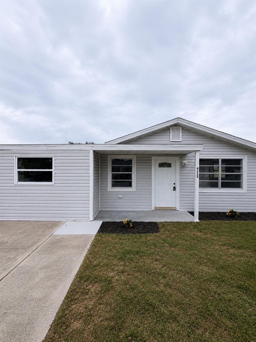 4112 MESA DRIVE