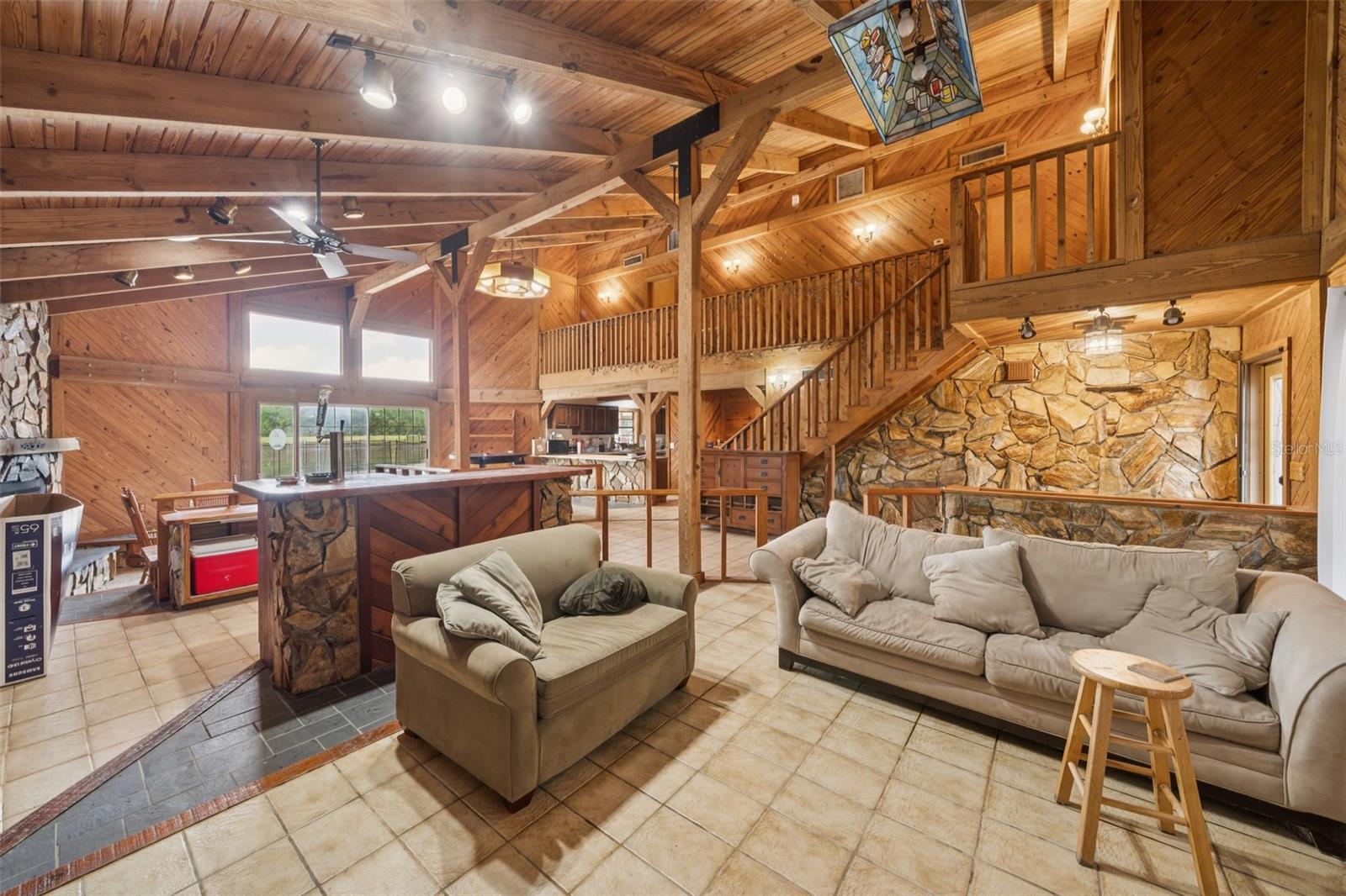 2005 SW DRIFTWOOD STREET