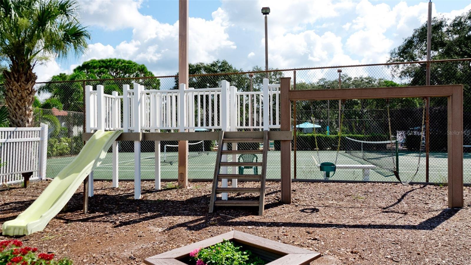 SHOREWALK BATH & TENNIS CLUB 3 - Residential