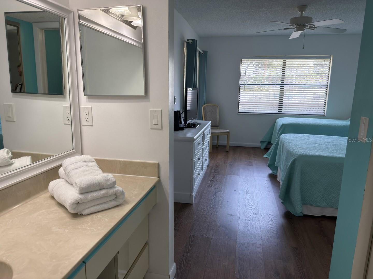 SHOREWALK BATH & TENNIS CLUB 3 - Residential