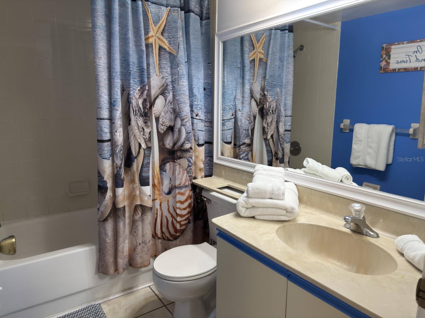 SHOREWALK BATH & TENNIS CLUB 3 - Residential