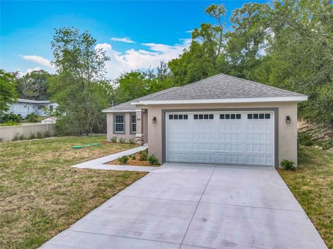 200 S MONTGOMERY AVENUE DELAND FL 32720