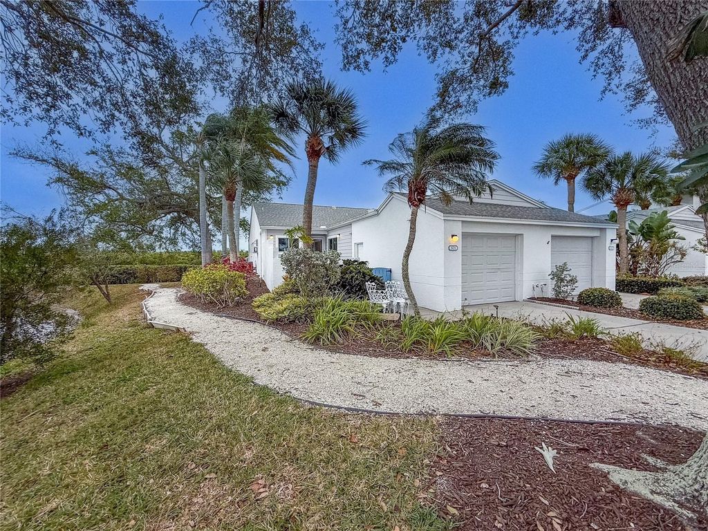 Photo of 801 Waterside Lane #801, Bradenton, FL 34209 (MLS # A4679914)