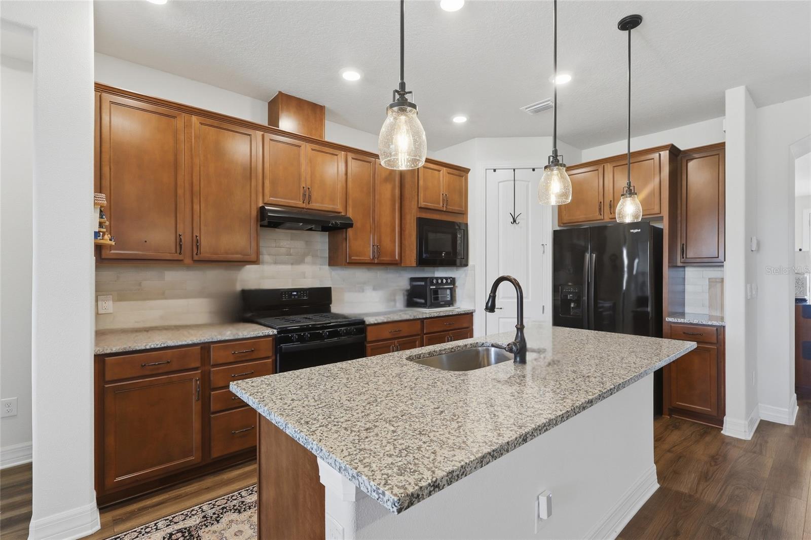 4627 BALLAST CREST COVE