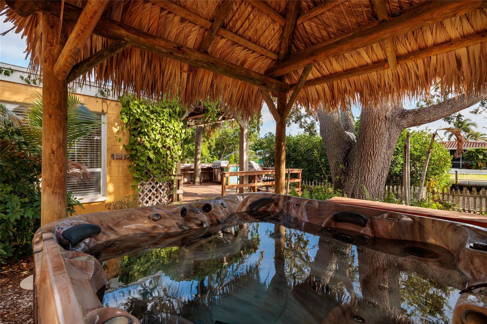 SUN PLAZA ISLES - Residential