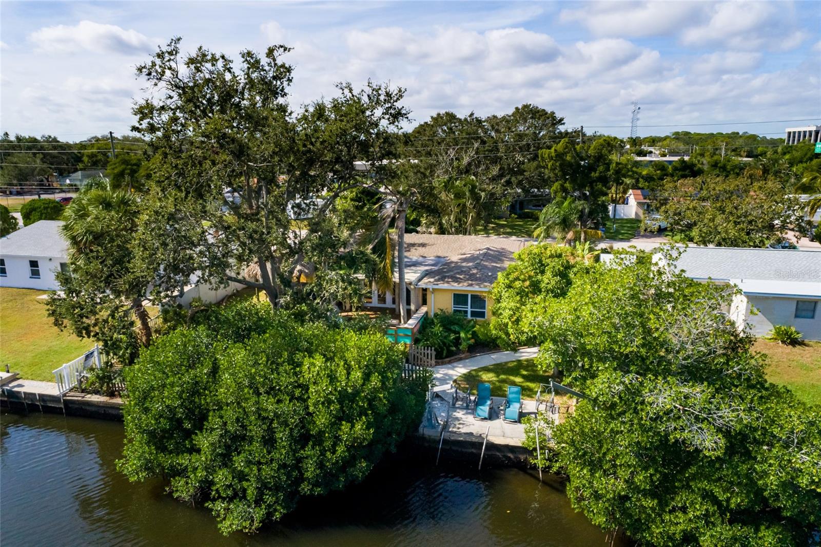 SUN PLAZA ISLES - Residential