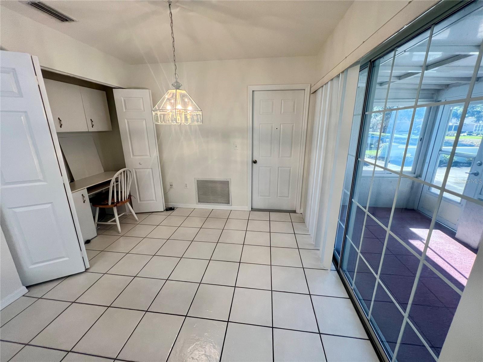 OAK RUN HILLSIDE - Residential