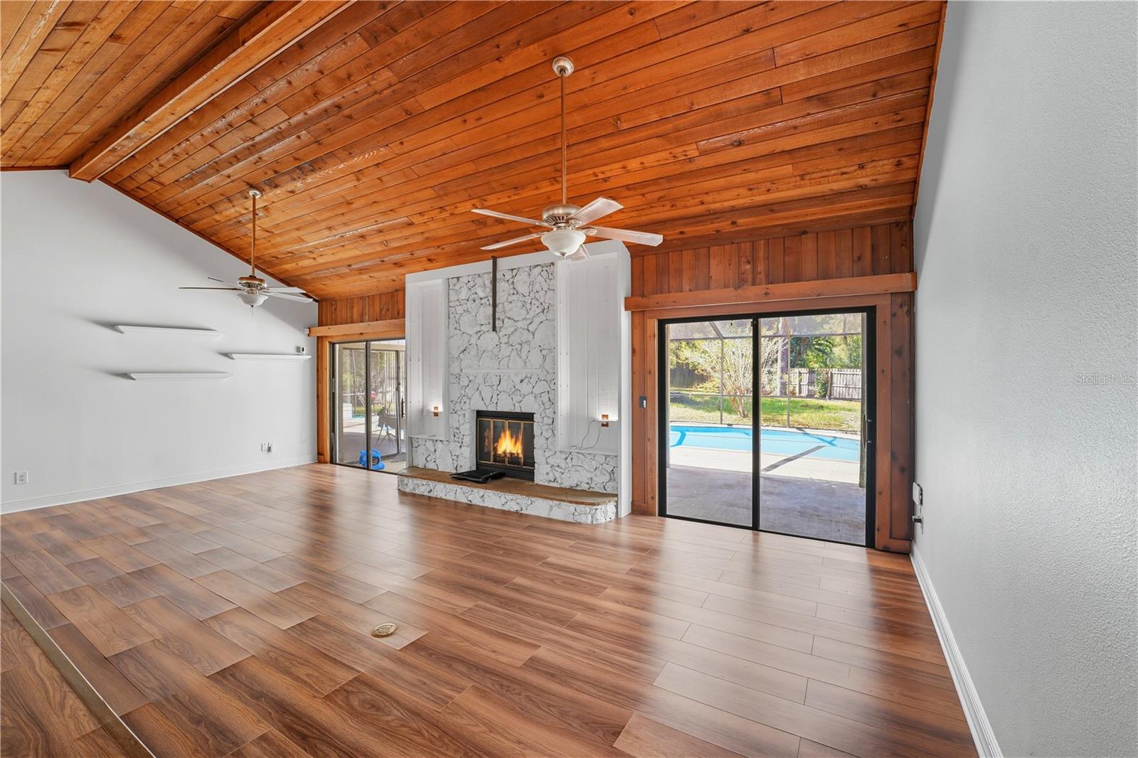 416 HAVERLAKE CIRCLE