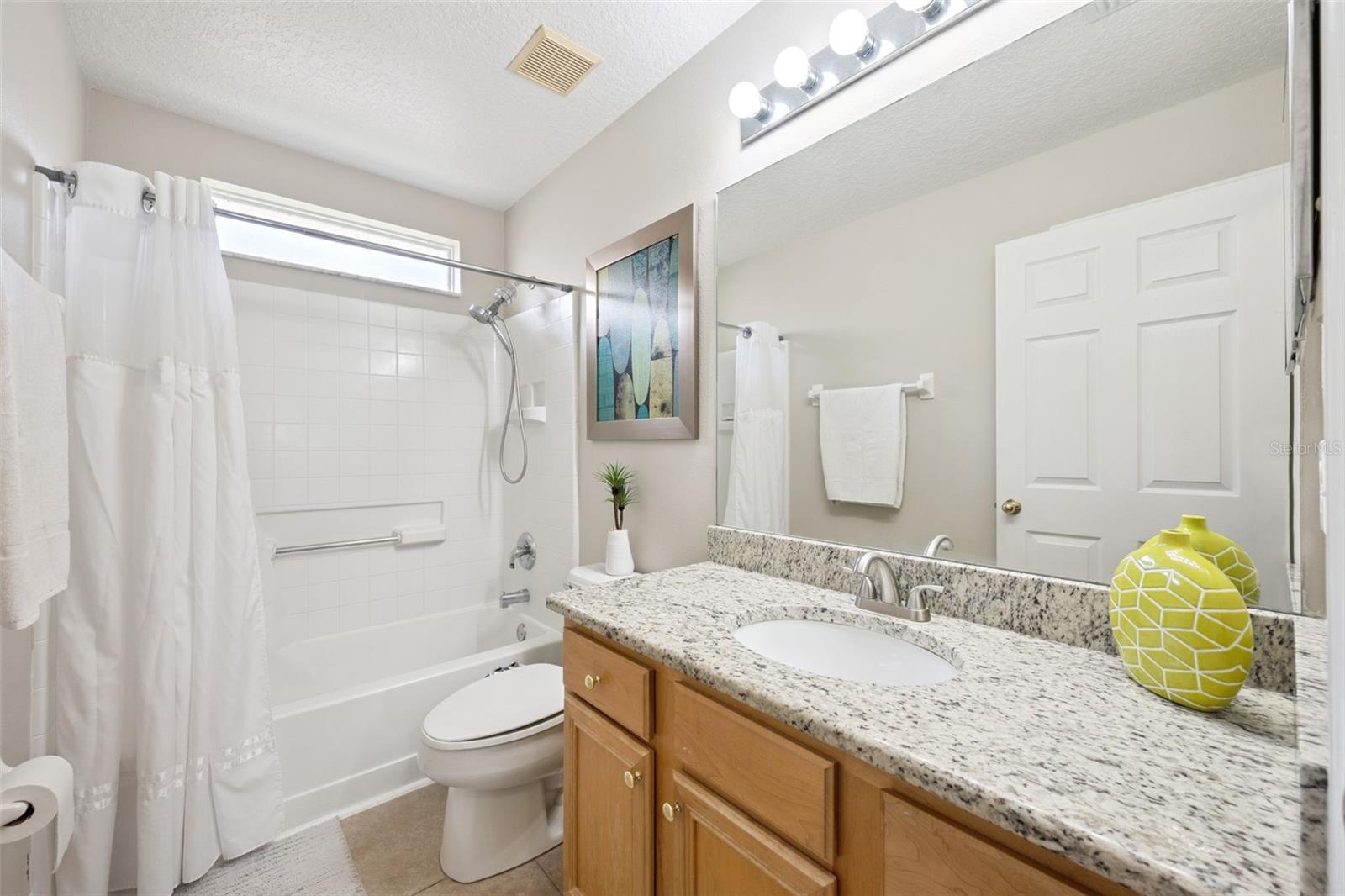 EMERALD ISLAND RESORT PH 3 - Residential