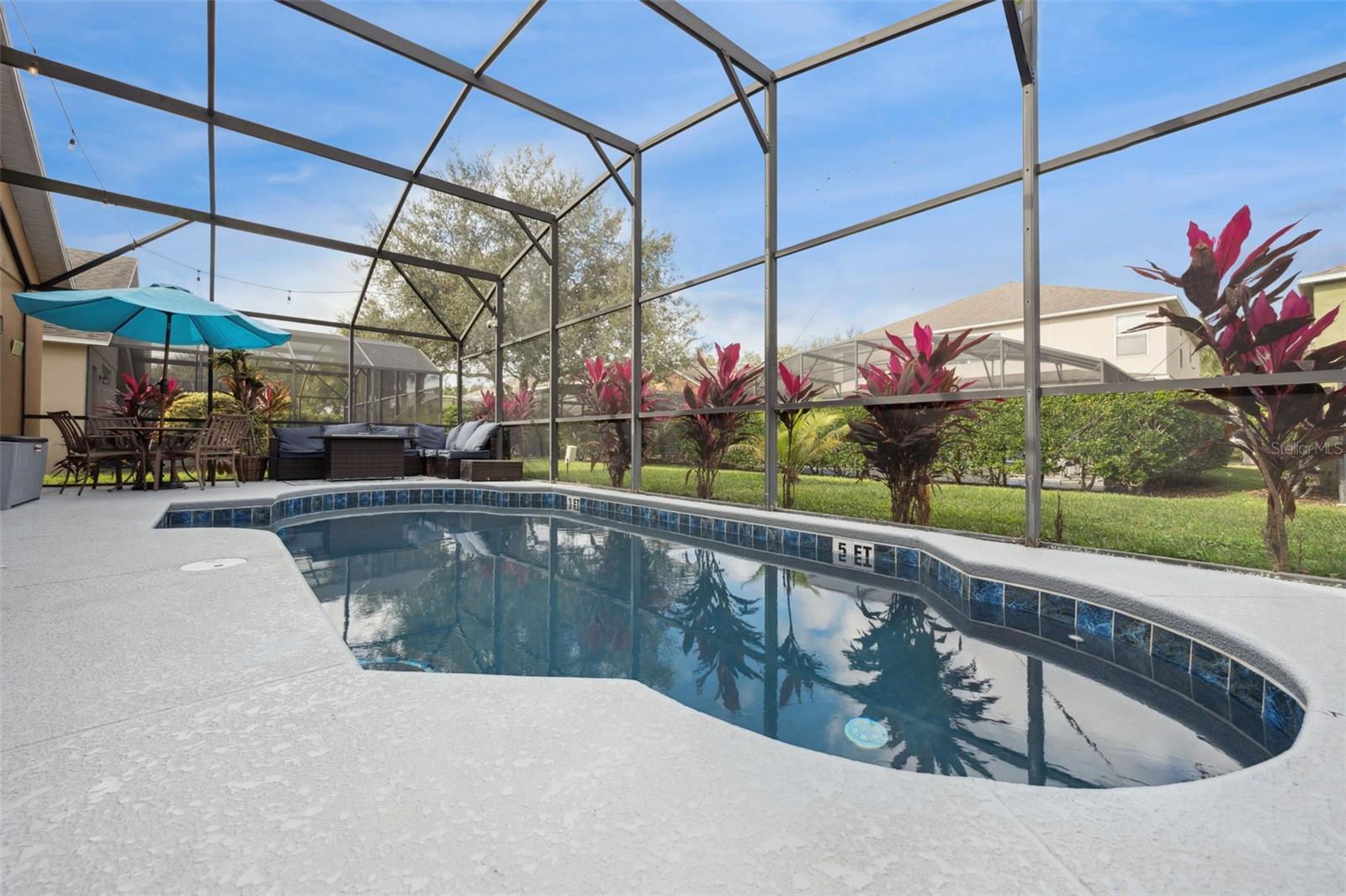 EMERALD ISLAND RESORT PH 3 - Residential