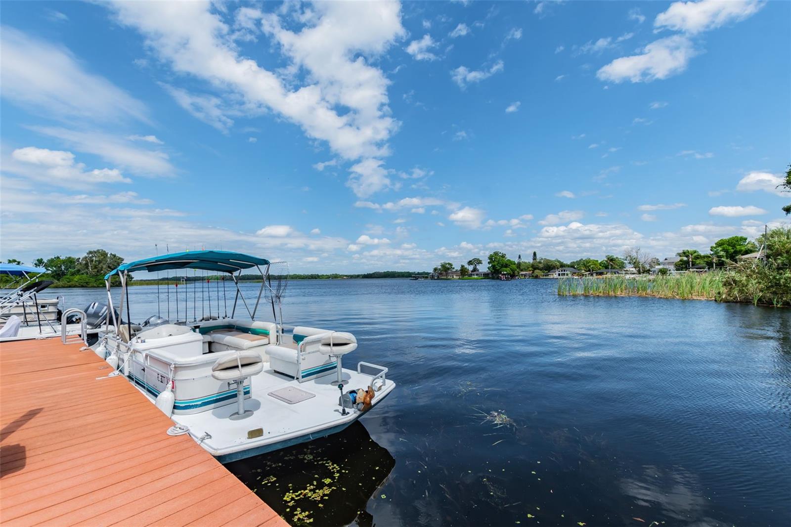 DOLLY BAY A VILLAGE ON LAKE TARPON - Residential