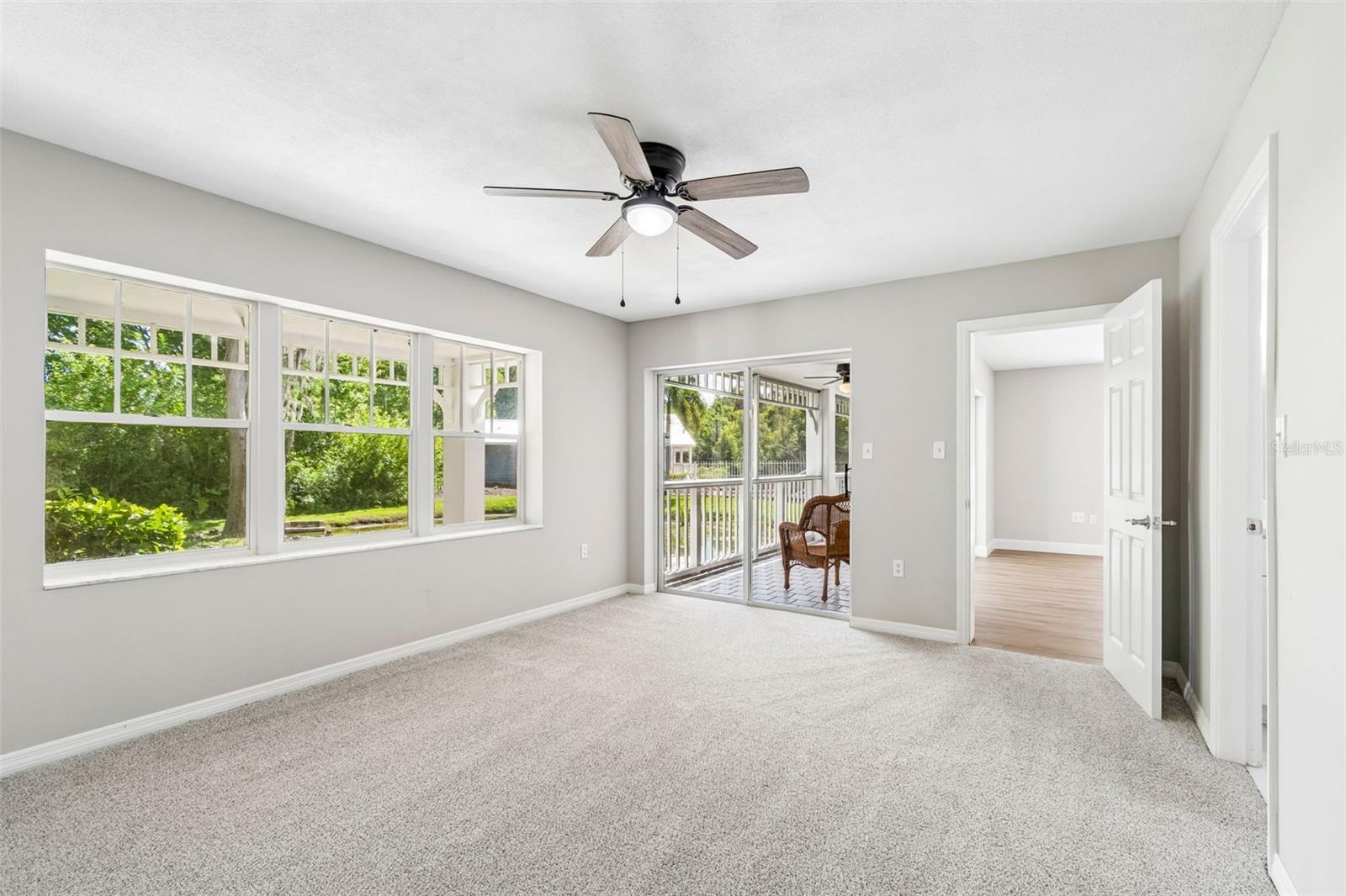 DOLLY BAY A VILLAGE ON LAKE TARPON - Residential