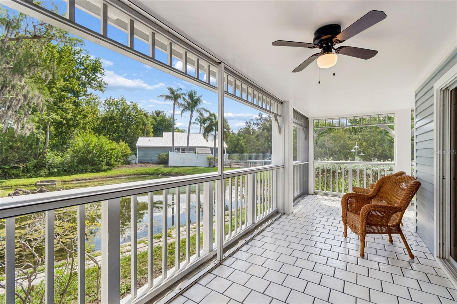 DOLLY BAY A VILLAGE ON LAKE TARPON - Residential