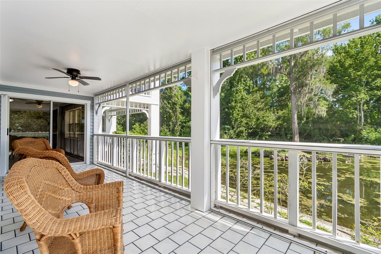 DOLLY BAY A VILLAGE ON LAKE TARPON - Residential