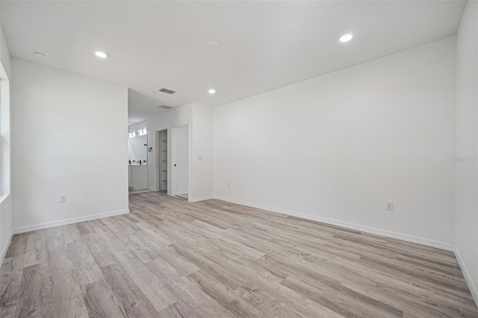 CITRUS SPGS UNIT 23 - Residential