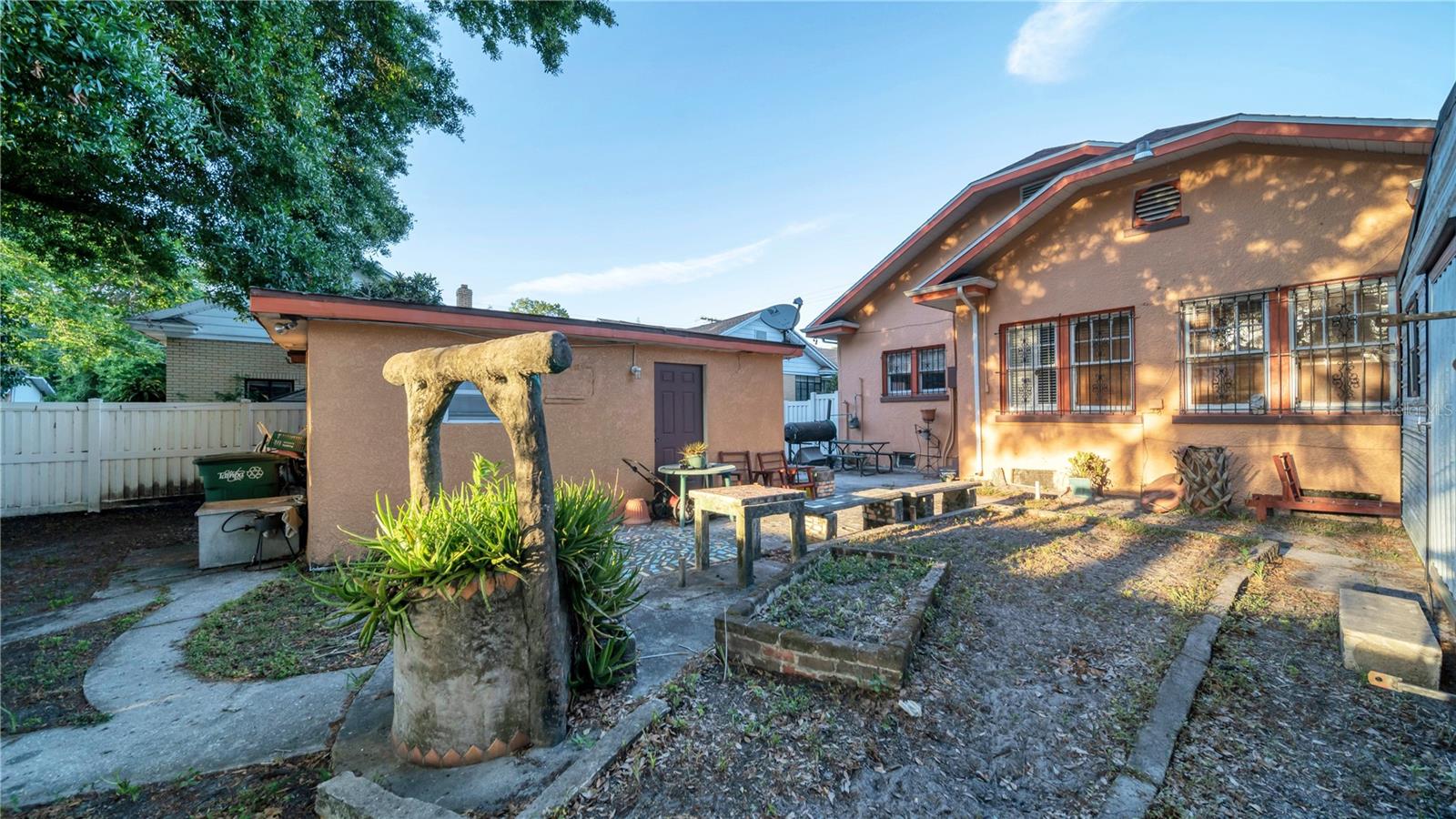 RIDGEWOOD PARK - Residential