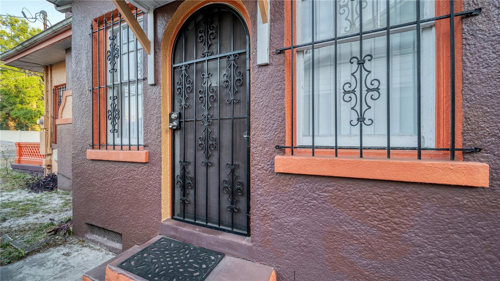 RIDGEWOOD PARK - Residential