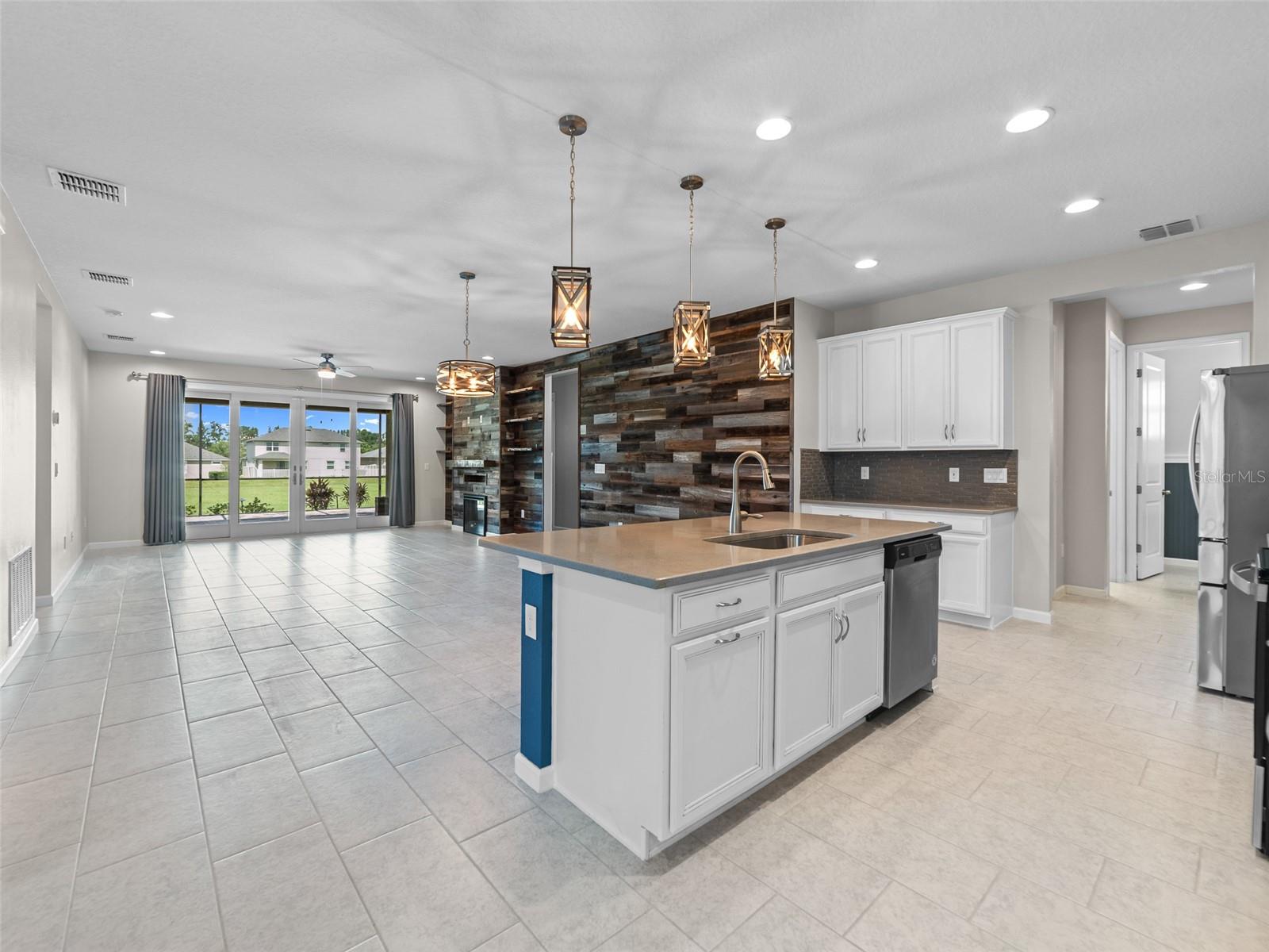 MEADOWGROVE - Residential Lease