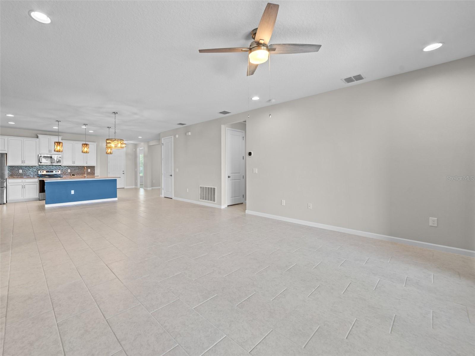 MEADOWGROVE - Residential Lease