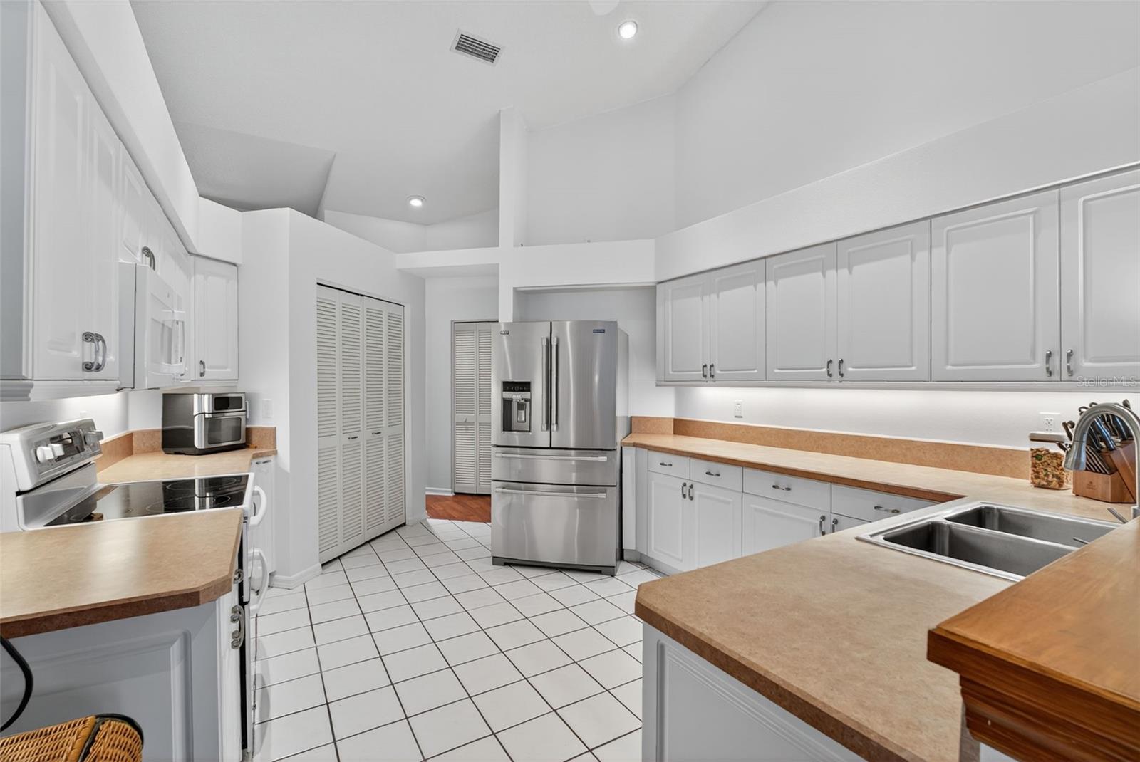 STONEYBROOK AT PALMER RANCH - Residential