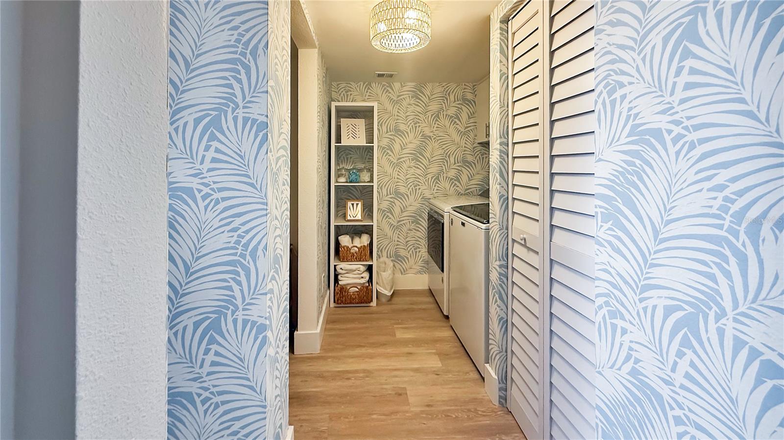 KIPPS COLONY AT PASADENA YACHT/CNTRY CLUB - Residential