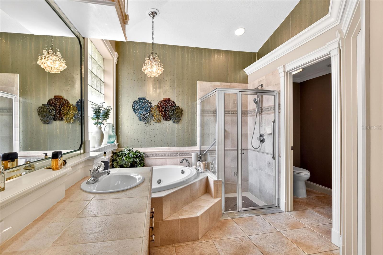 LAKE BESS COUNTRY CLUB - Residential