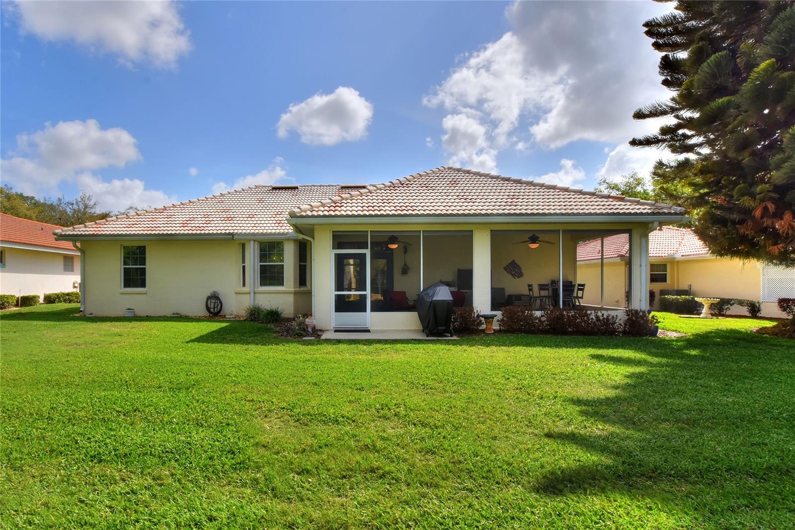 LAKE BESS COUNTRY CLUB - Residential