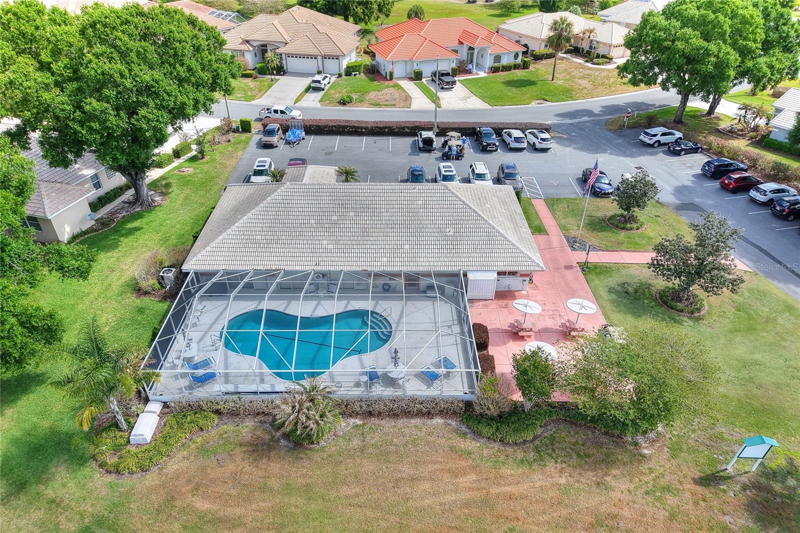 LAKE BESS COUNTRY CLUB - Residential