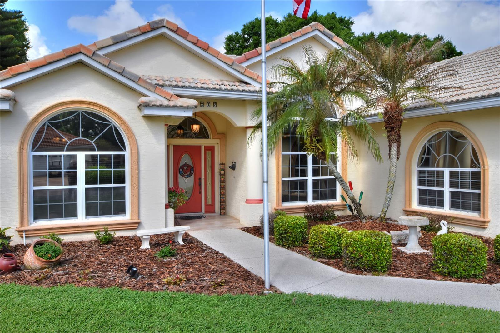 LAKE BESS COUNTRY CLUB - Residential