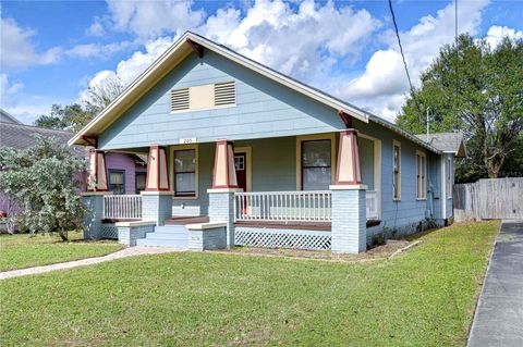 A home in TAMPA