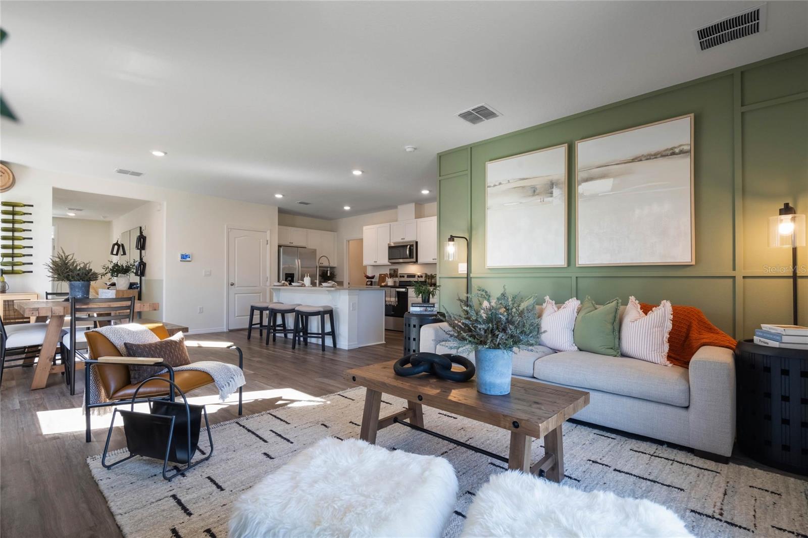 AVALON PARK TAVARES - Residential